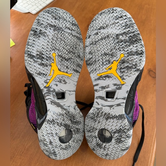 Nike Air Jordan 36 Year of the Tiger Sunset Men’s Basketball Shoes (Size 11) - Picture 9 of 12